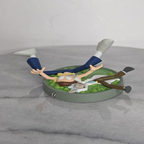 Hallmark Keepsake Rick and Morty 'The Vat of Acid' Ornament Christmas Gift Boxed - Picture 5 of 9